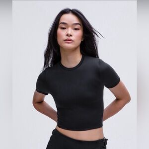 Wundermost Ultra-Soft Nulu
Crewneck Cropped T-Shirt
